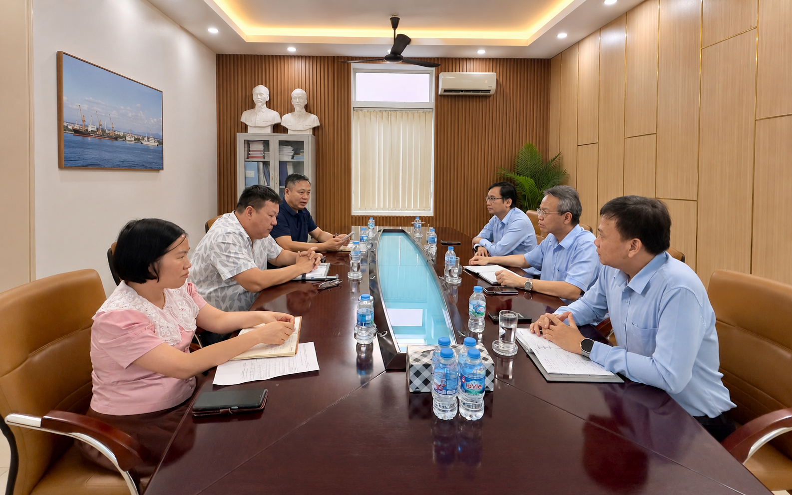 ĐOÀN CÔNG TÁC CỦA SEAPRODEX ĐẾN THĂM VÀ LÀM VIỆC TẠI FISHIPCO